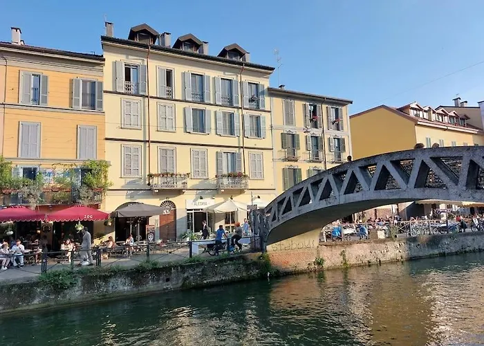 The Painter House On The River